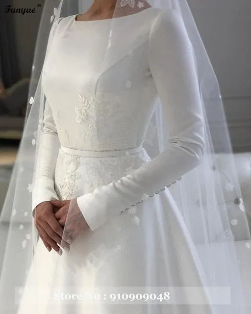 Veil Lace Satin Long Sleeve Wedding Dress